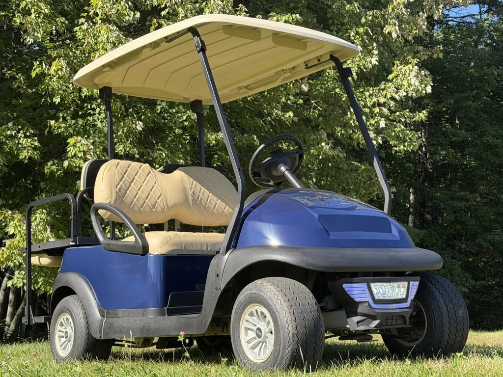 2018 Club Car End Of Summer Special! Like New RTG Navy Blue Club photo 1