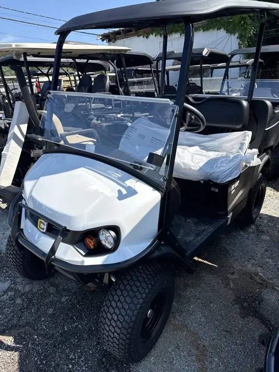 2027 Cushman Hauler 800 photo 1