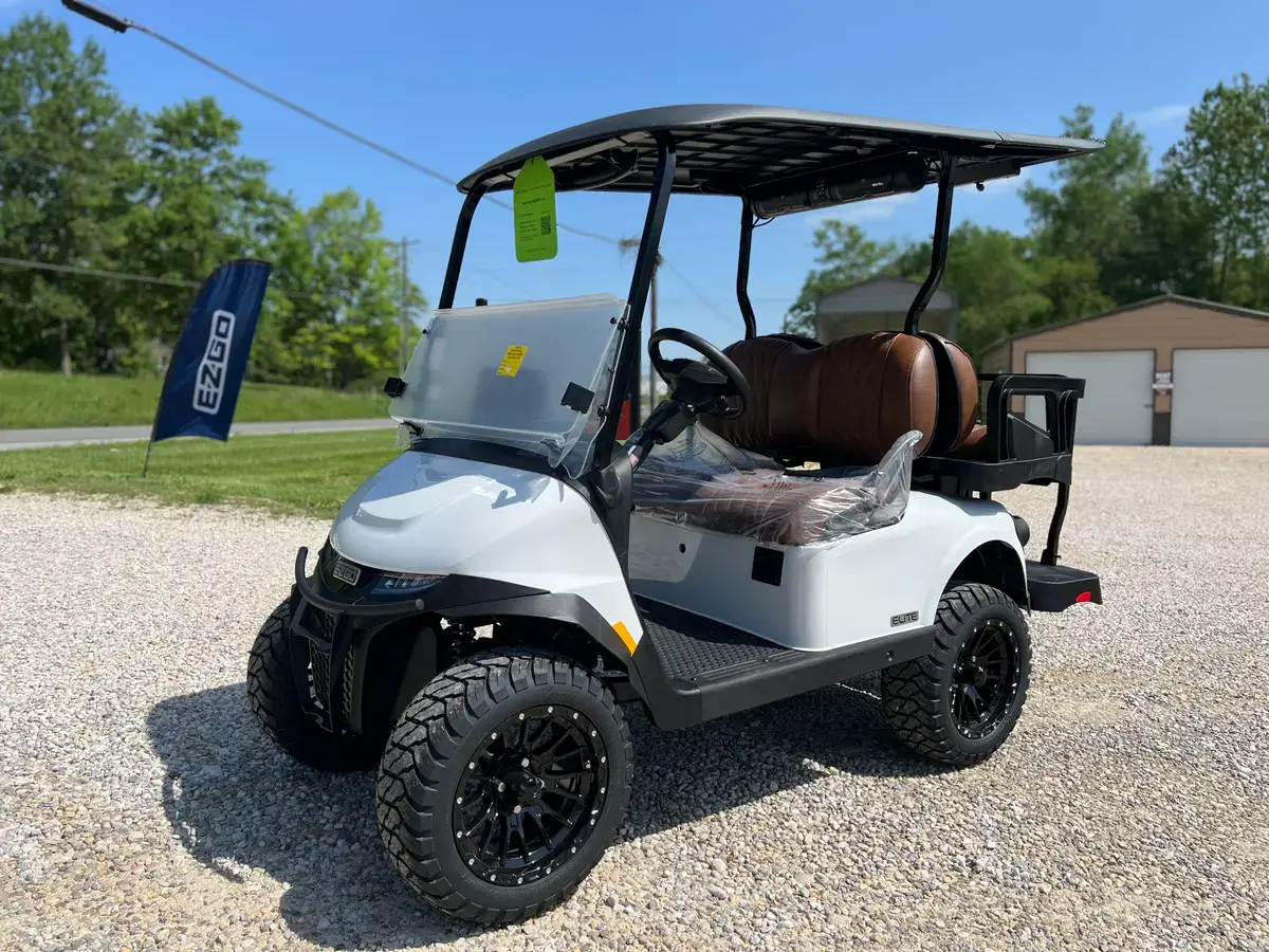 2026 E-Z-GO RXV ELiTE Lithium photo 1