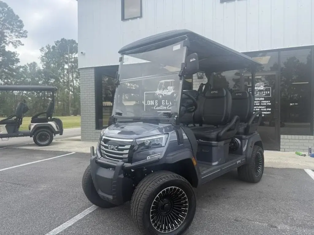 2025 Epic Carts E40 photo 1