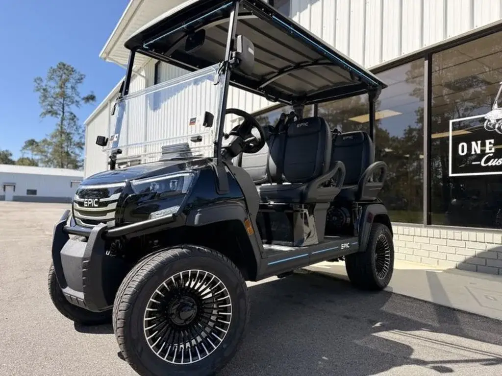 2025 Epic Carts E40 photo 1