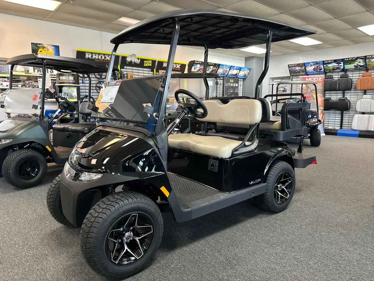 2024 E-Z-GO Valor 48V Electric photo 1