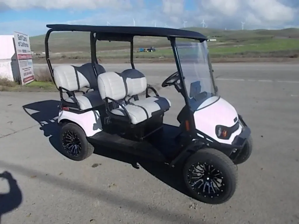 2026 E-Z-GO Liberty ELiTE Lithium photo 1