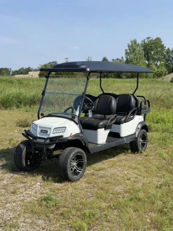 2027 Club Car Onward 6 Passenger photo 1