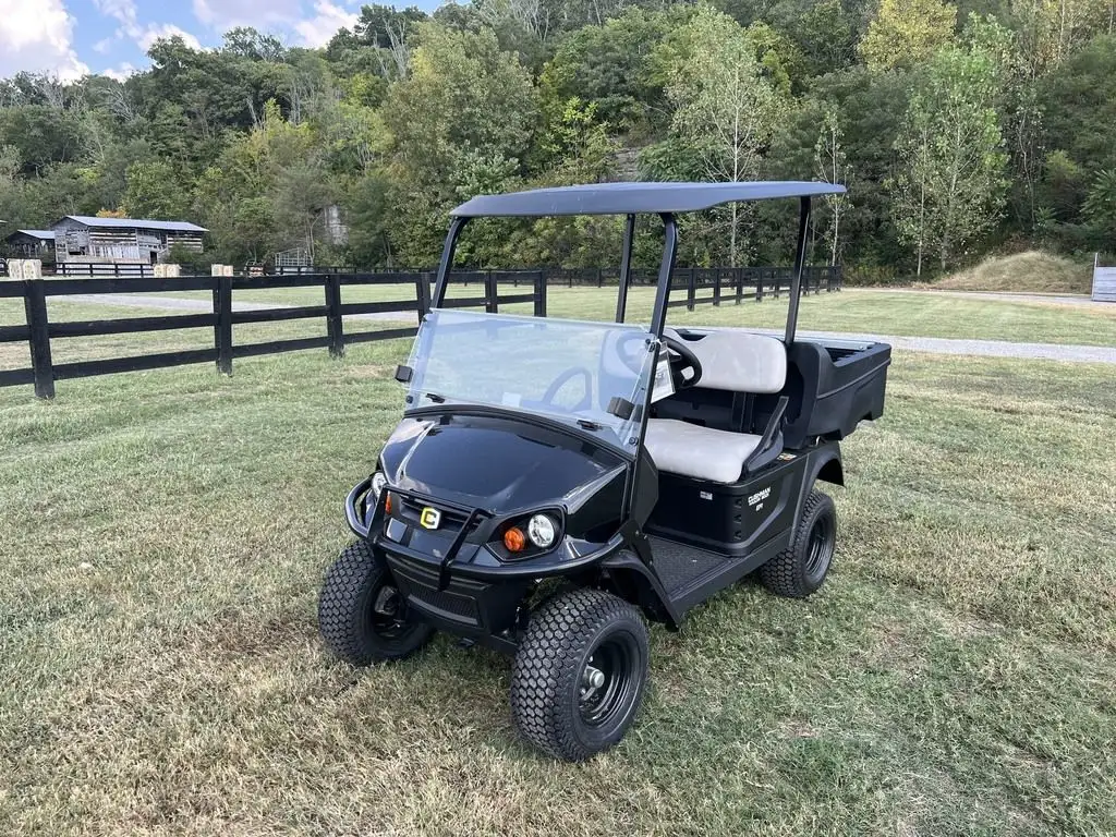 2026 Cushman Hauler 800X photo 1