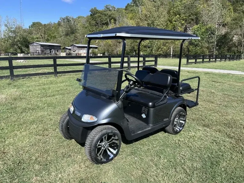 2021 E-Z-GO RXV photo 1