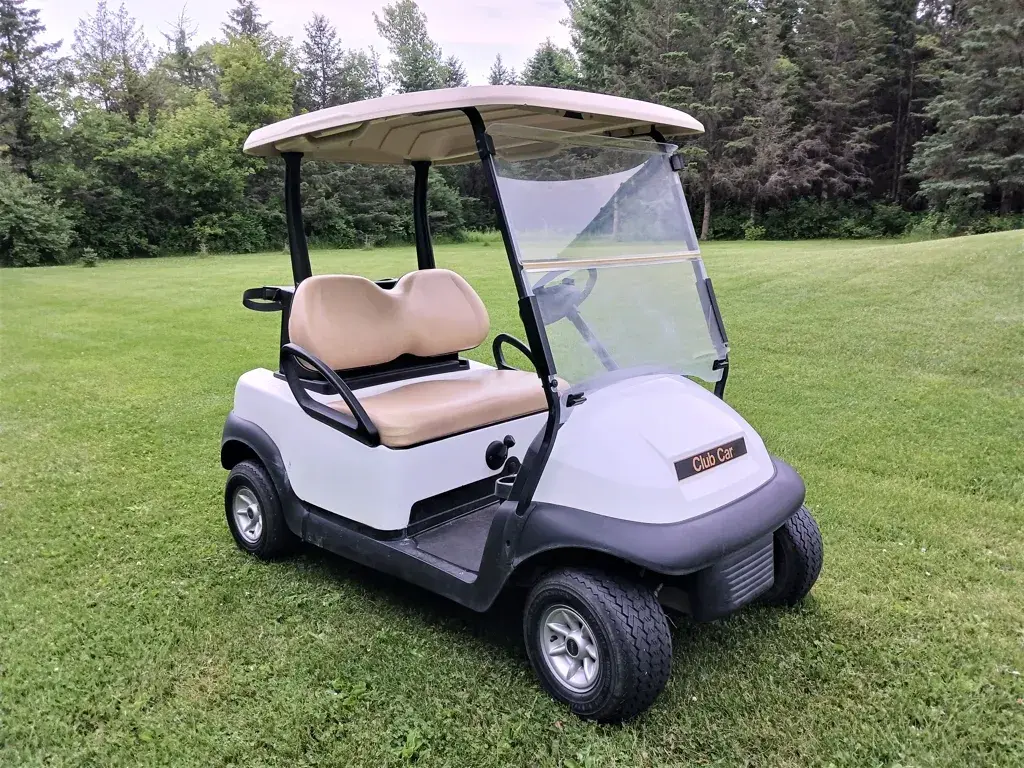 2014 Club Car Precedent Gas photo 1