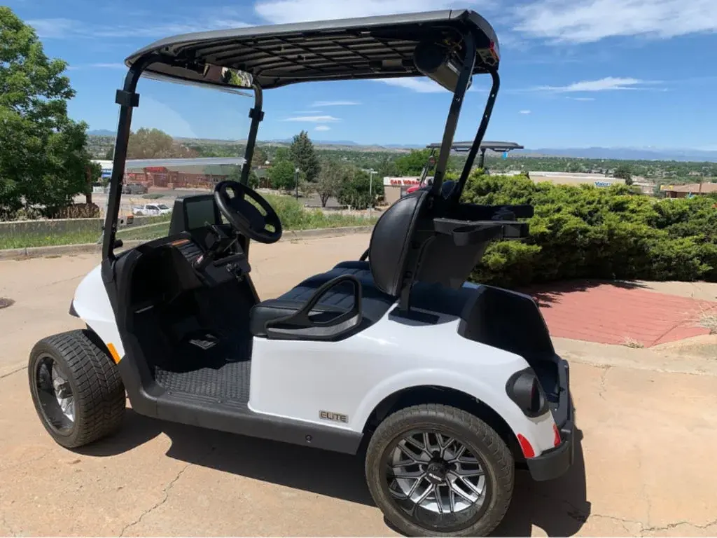 2026 E-Z-GO Freedom ELiTE Lithium photo 1