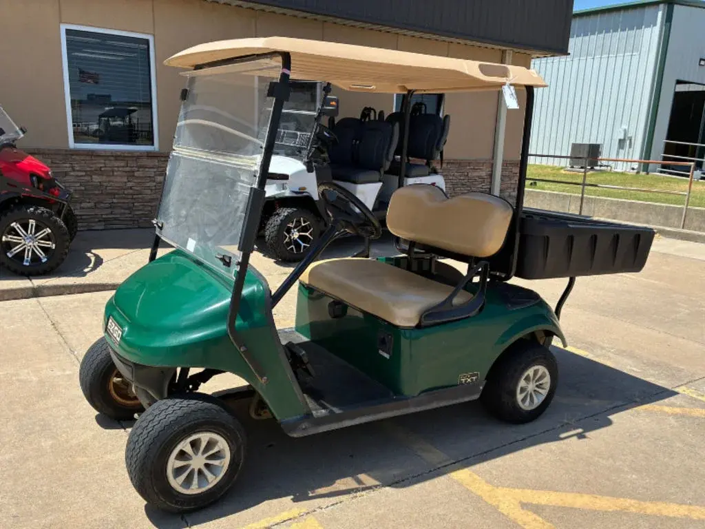 2019 E-Z-GO TXT photo 1