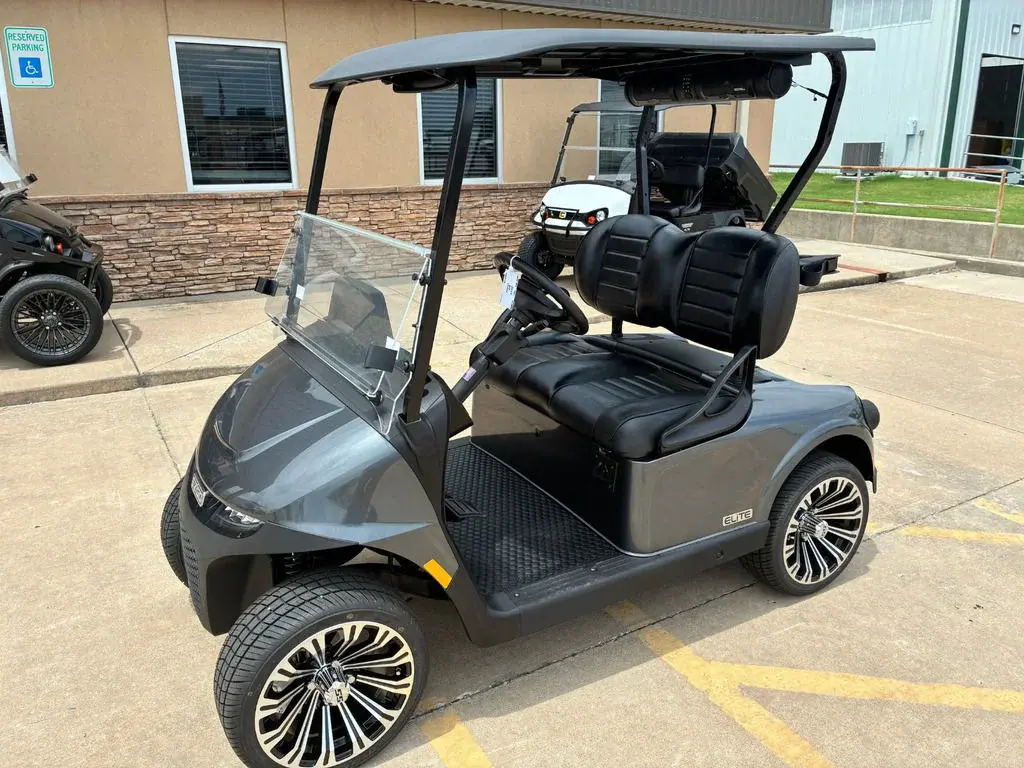 2026 E-Z-GO Freedom ELiTE Lithium photo 1
