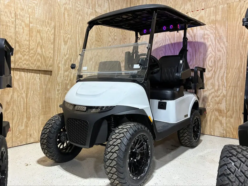 2026 E-Z-GO RXV ELiTE Lithium photo 1