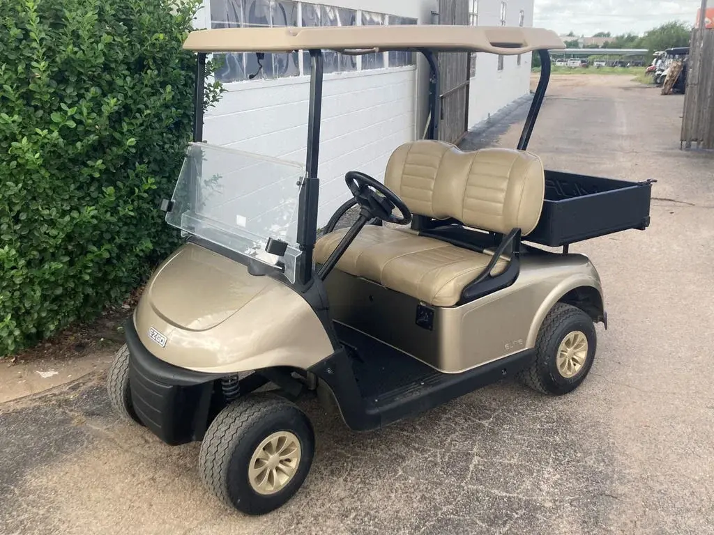 2022 E-Z-GO RXV ELiTE Lithium photo 1