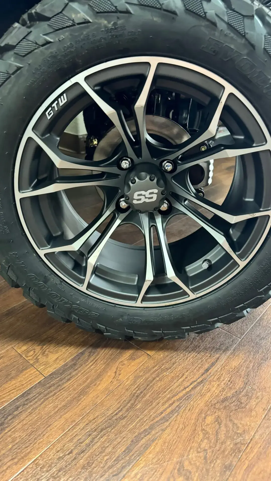 2026 Evolution D5 Maverick WRAPS, WHEELS AND MATS! LITHIUM BATTERY photo 1