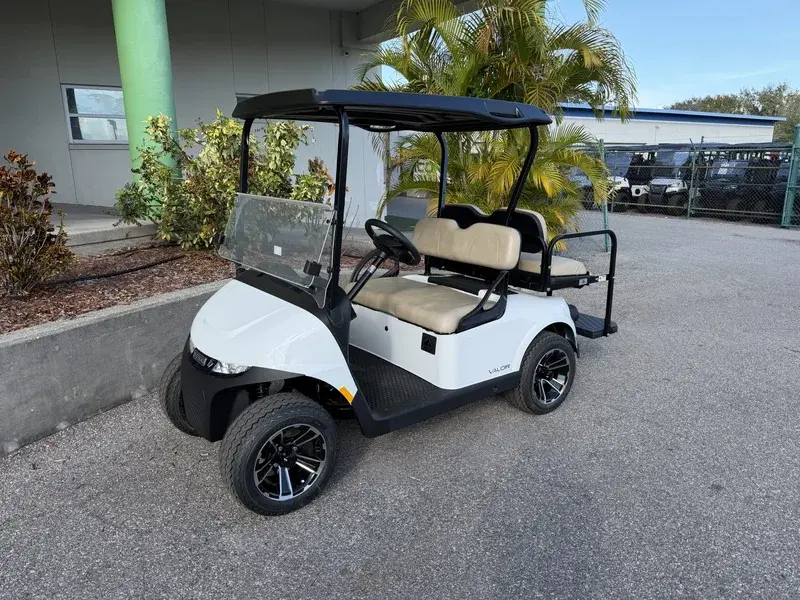 2026 E-Z-GO Valor 48V Electric photo 1