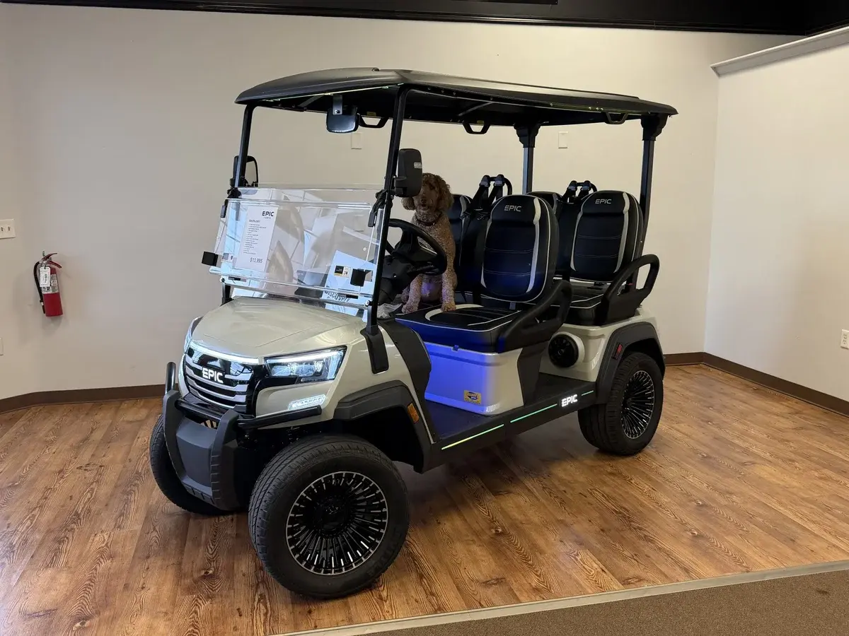 2026 Epic Carts E40FX photo 1