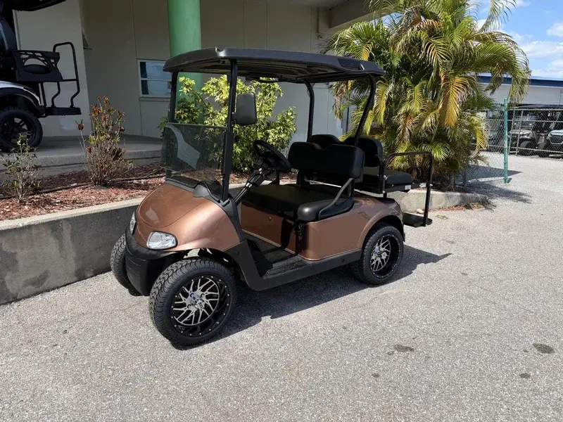 2020 E-Z-GO Freedom ELiTE Lithium photo 1