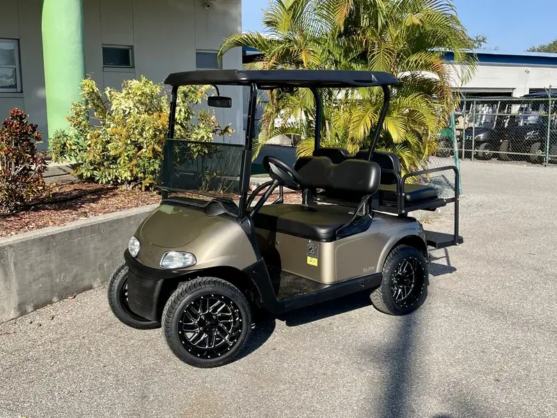 2020 E-Z-GO RXV ELiTE Lithium photo 1