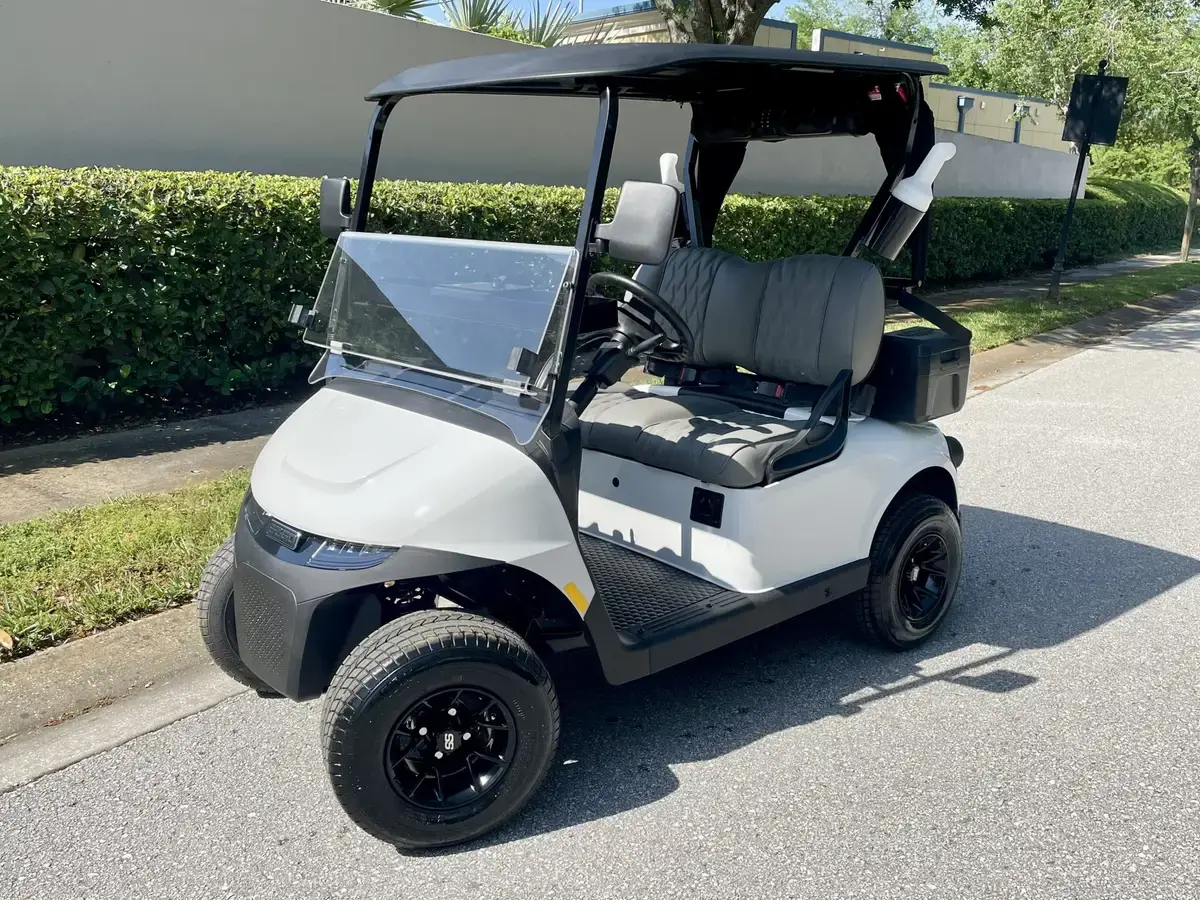 2026 E-Z-GO Freedom ELiTE Lithium photo 1
