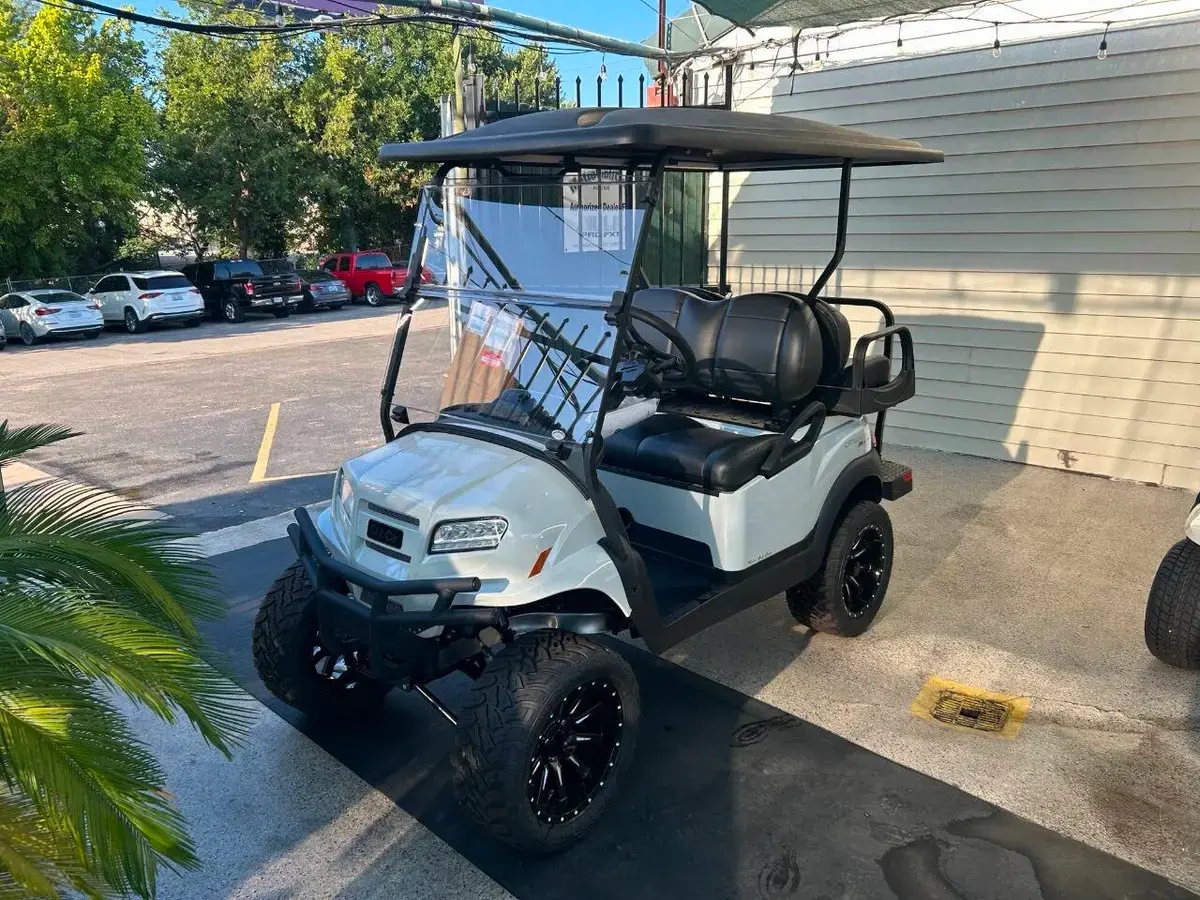 2027 Club Car Onward Electric photo 1