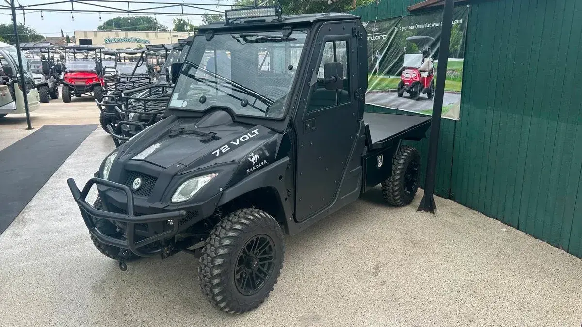 2026 HuntVe Bandera Lithium 4x4 EPS 15.3 kWh Electric Flatbed photo 1