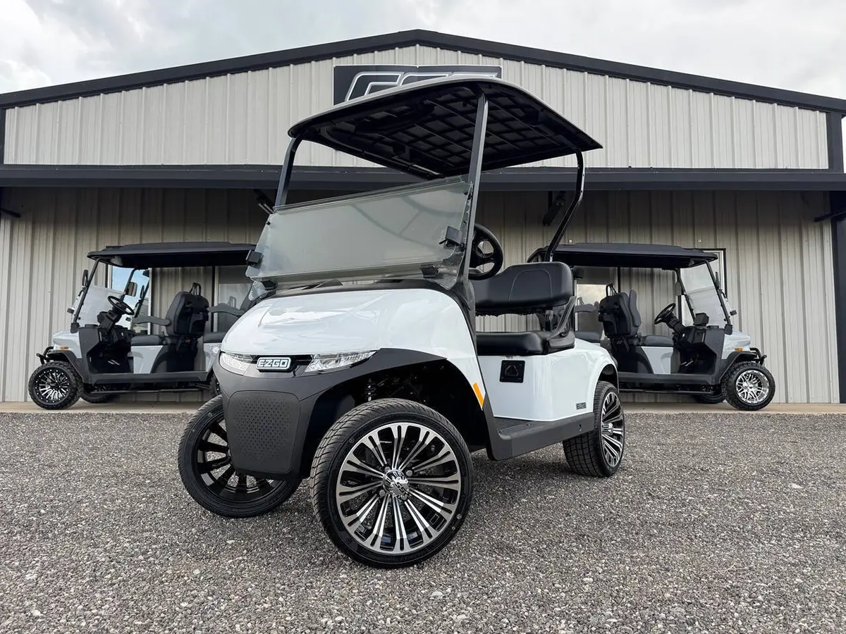 2026 E-Z-GO RXV ELiTE Lithium photo 1