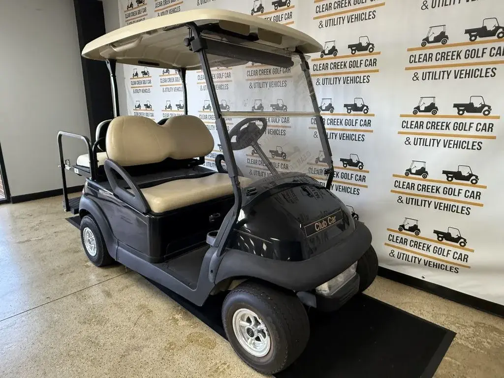 2008 Club Car Precedent Electric photo 1