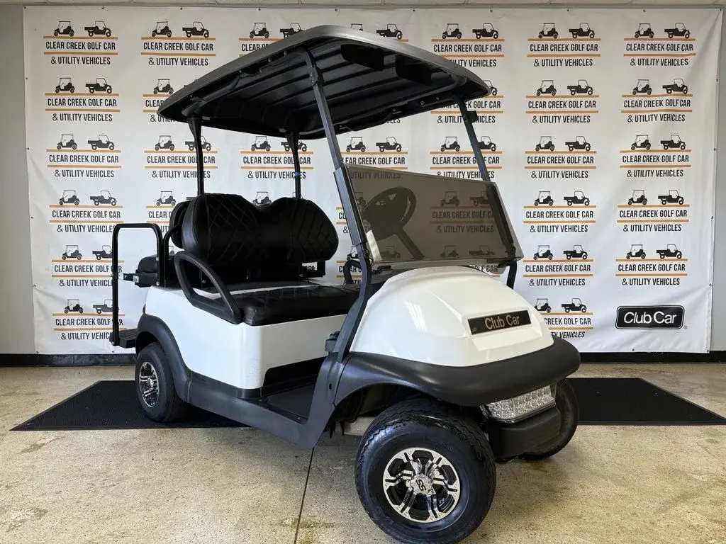 2017 Club Car Precedent photo 1