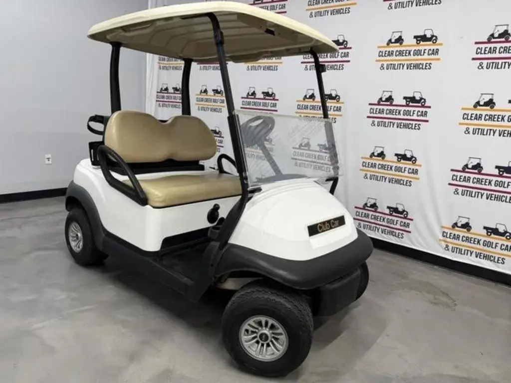 2020 Club Car Precedent Gas photo 1