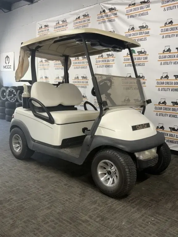 2006 Club Car Precedent Electric photo 1