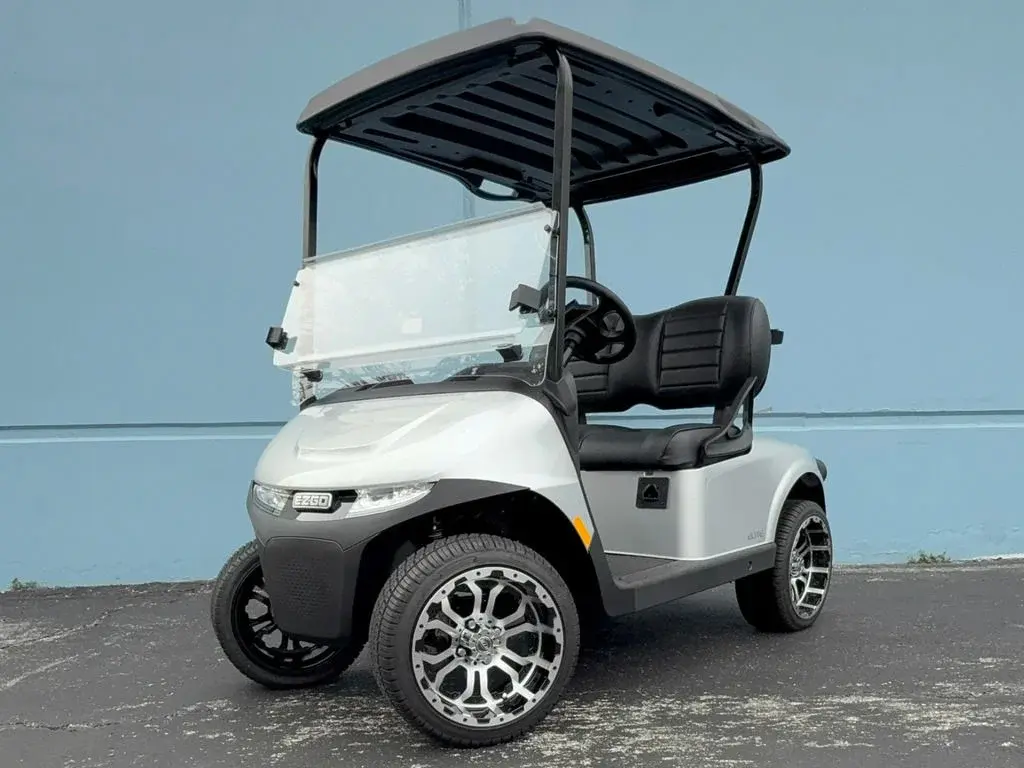 2026 E-Z-GO Freedom ELiTE Lithium photo 1
