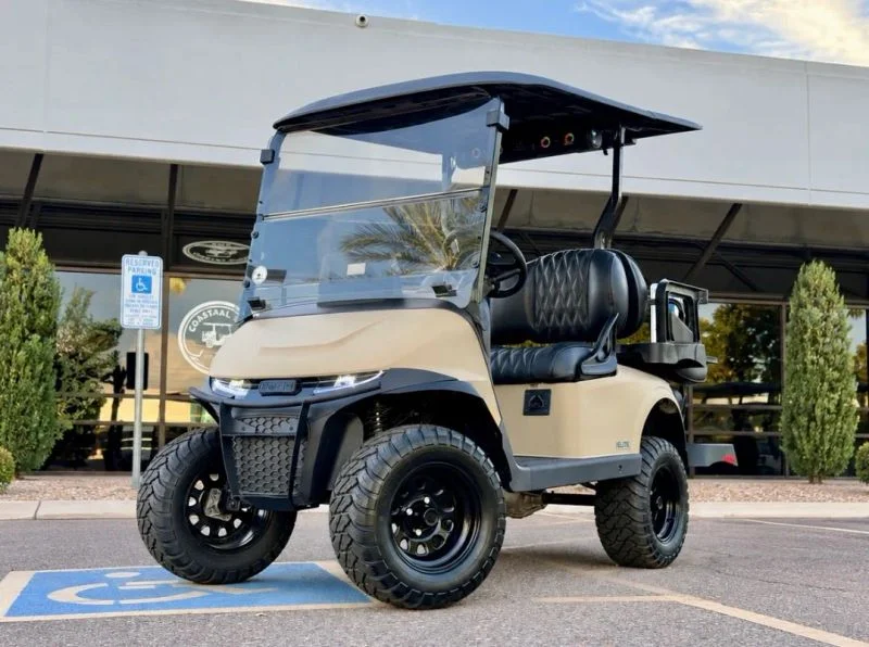 2026 E-Z-GO RXV ELiTE Lithium photo 1