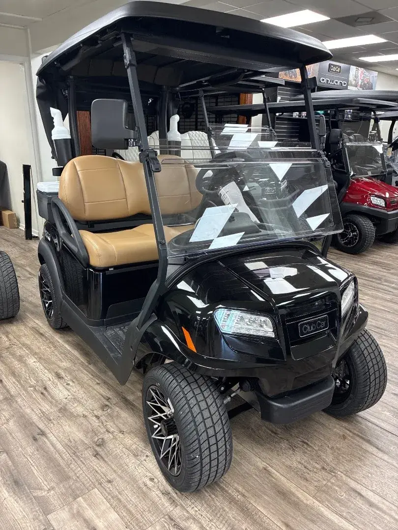 2027 Club Car Onward HP Li-Ion photo 1