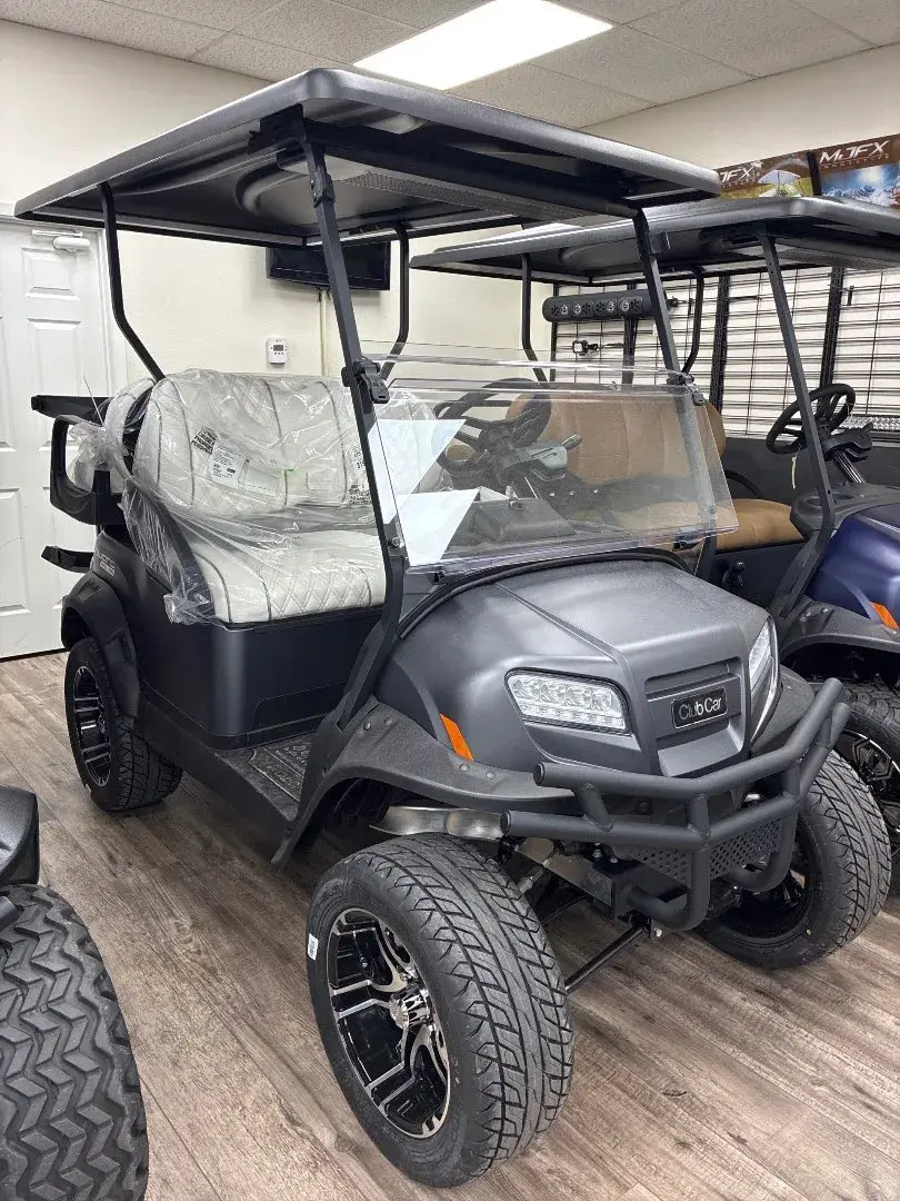 2027 Club Car Onward 4 Passenger photo 1