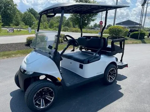 2026 E-Z-GO Valor ST Plus Package photo 1